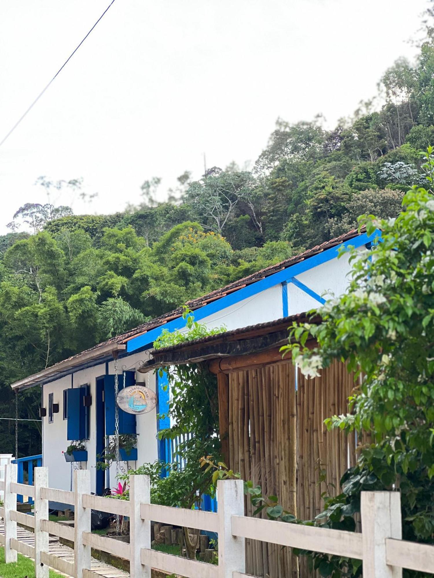 Terras Claras Pousada E Lazer Alfredo Chaves Buitenkant foto