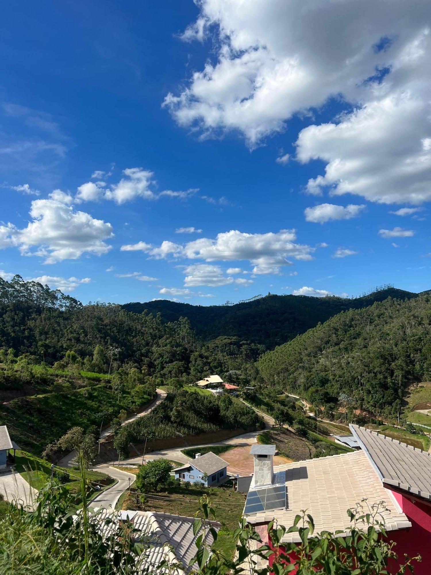 Terras Claras Pousada E Lazer Alfredo Chaves Buitenkant foto